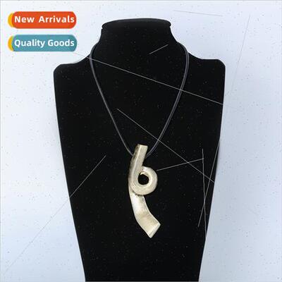 New necklace ladies geometric delicate metal brushed fashion