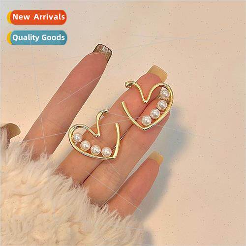 mple gap love heart pearl earrings female ins tide niche hun