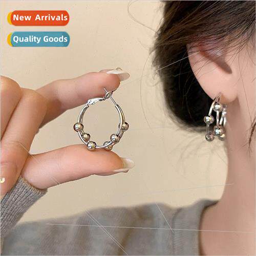 Retro metal circle earrings female summer 2023 new sense nic
