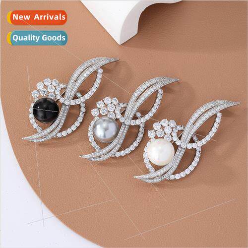 High-grade ladies wreath brooch zirconia corsage pin coat cl