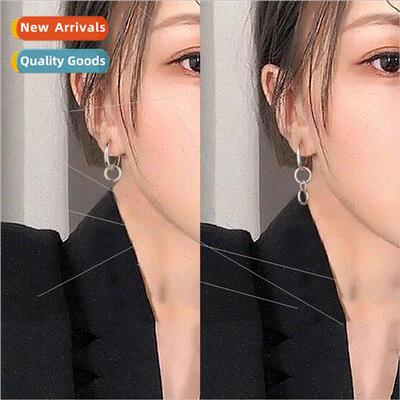 Kid idol intern 101 star Wang Yibo earrings asymmetric circl