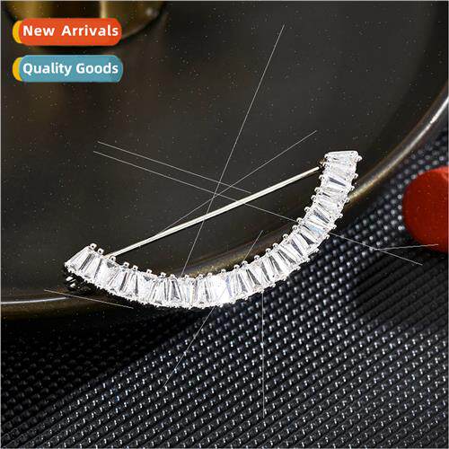 Mini cute smiley face anti-glare buckle niche brooch female