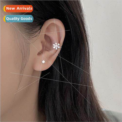 Small flowers ear bone clip whout ear holes female Korea sim