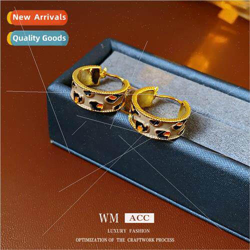 Electroplated oil drip C-shaped flower earrings French fashi