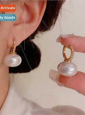 mple Pearl Zirconia Earrings Retro Premium Feeling che Fashi