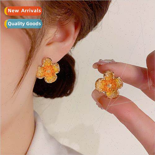 Summer new fashion delicate orange crystal flower earrings s