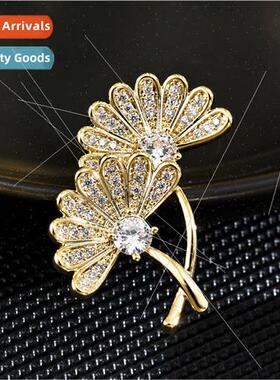 mple lovely ginkgo biloba new exquise brooch high-grade fema