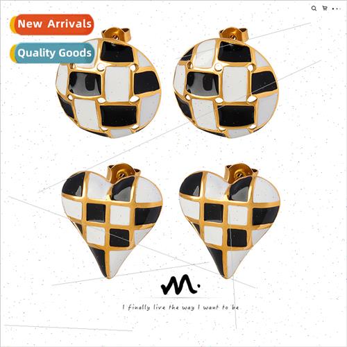 French niche black whe lattice heart round earrings tanium s