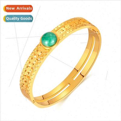 Europe Vintage Women Hollow Inlaid Green Natural Stone Stain