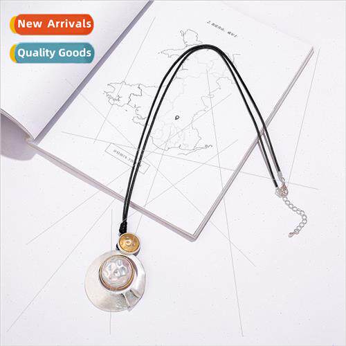 New  Europe fashion geometric pearl alloy necklace ladies lo