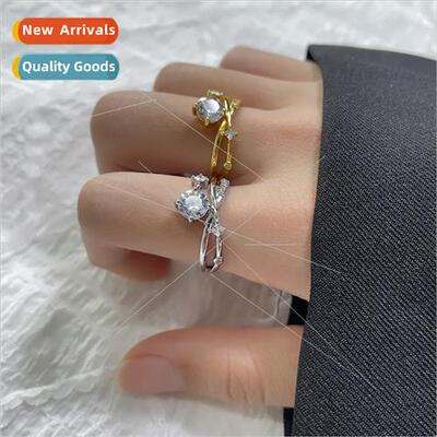 Cosmic Tracks Planet Ring che Faux Diamond Zirconia Index Fi