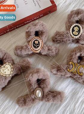 Mei Lade plush scratch clip number plate hair shark clip hai