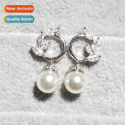 Flower Pearl Earrings Women Copper Plated French Earrings