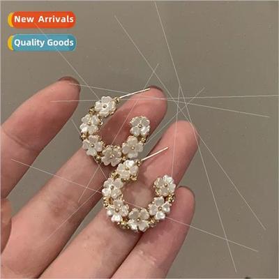 Clear ins new flower earrings niche girl sense earrings Mori