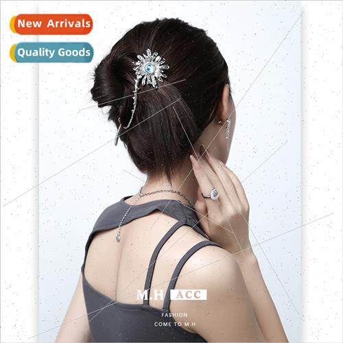Moonstone flower one word clip female tide simple modern nic