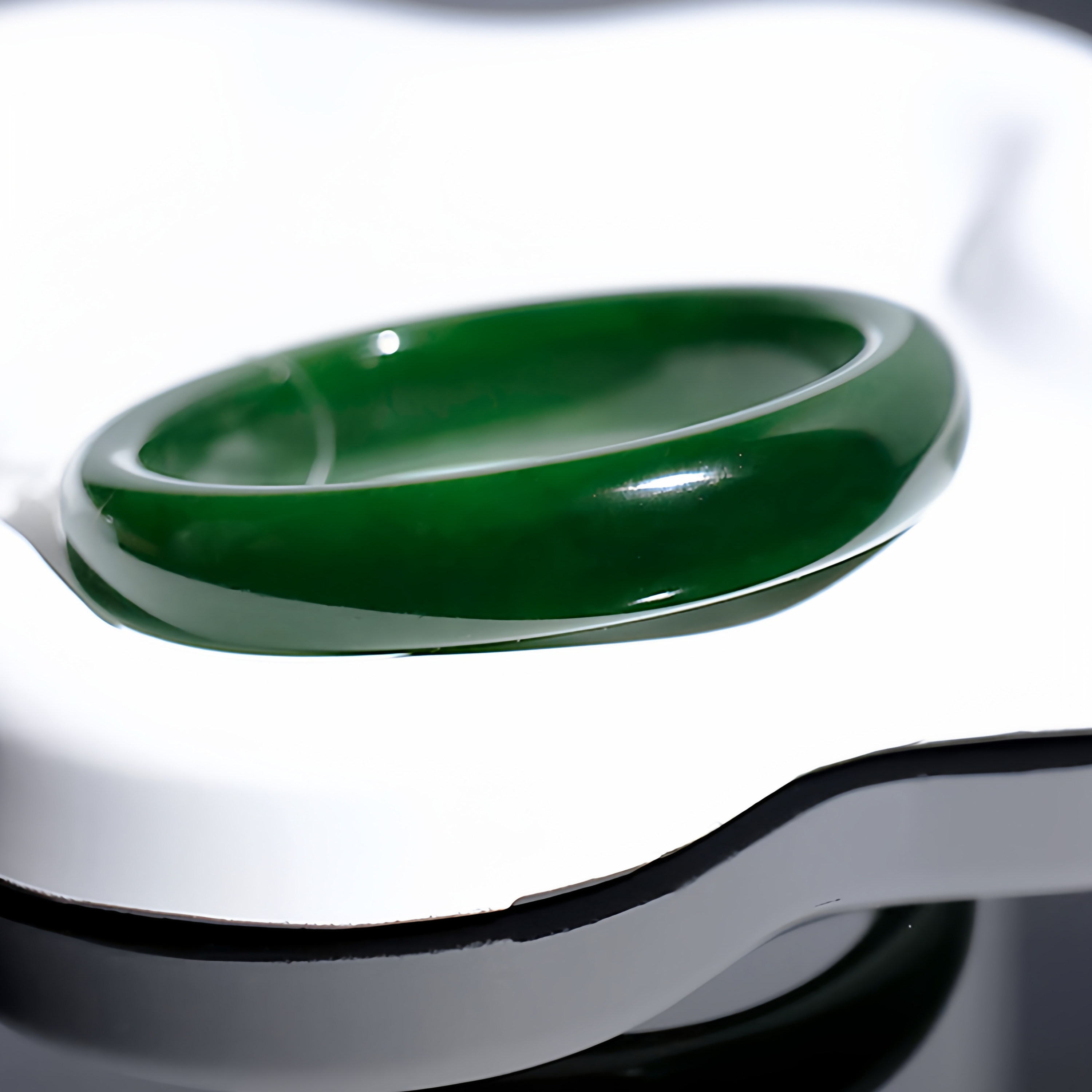 石锤鉴宝俄碧菠菜绿正装手镯