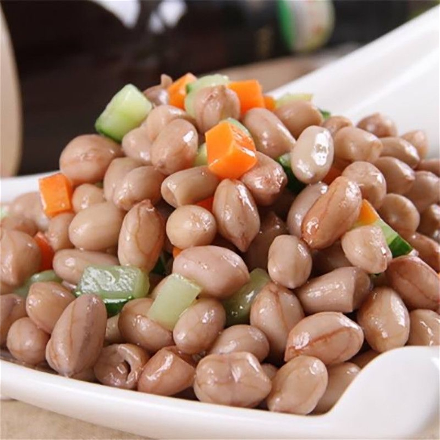 香辣泡椒卤味花生米红皮水煮