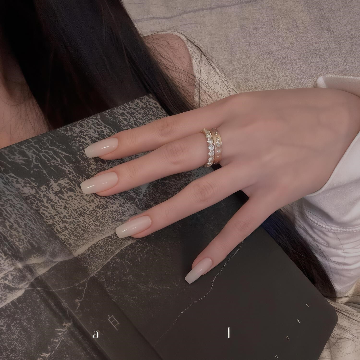 乳白假指甲贴片穿戴式美甲欧美日系纯色春夏显白可拆卸甲片成品
