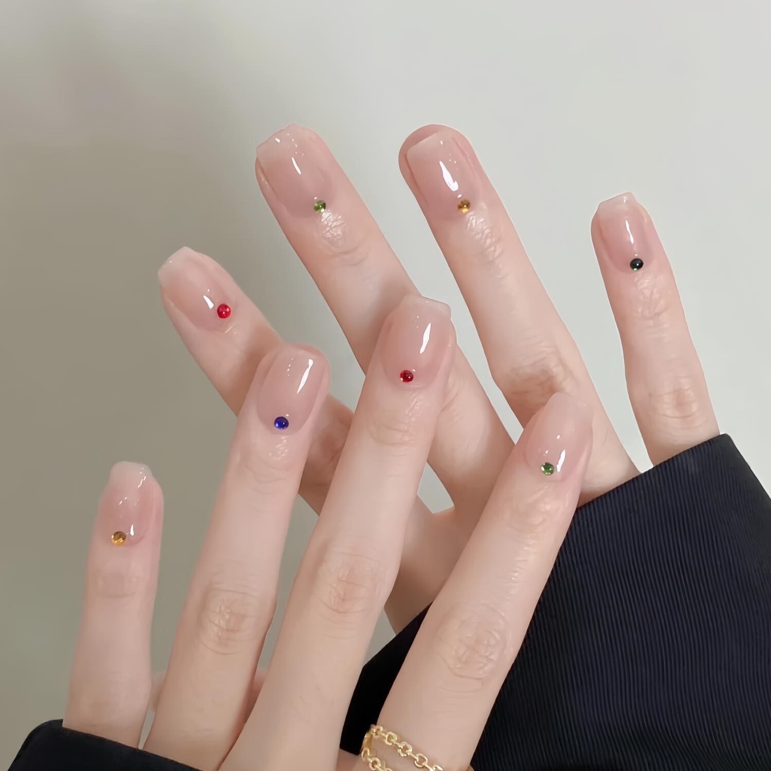 小猴子同款彩钻糖果手工穿戴甲多巴胺夏日显白美甲可爱学生甲片贴