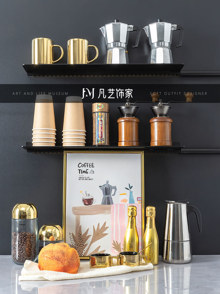 厨房储物柜样板间金色系组合饰品