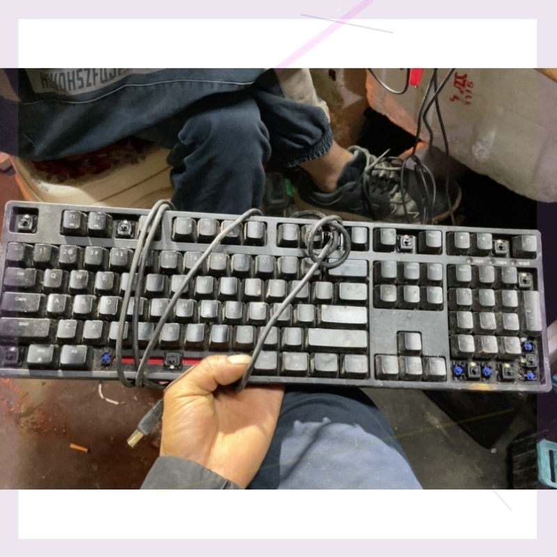 魔力鸭DUCKYM2S键盘黑色108键樱桃黑轴CH