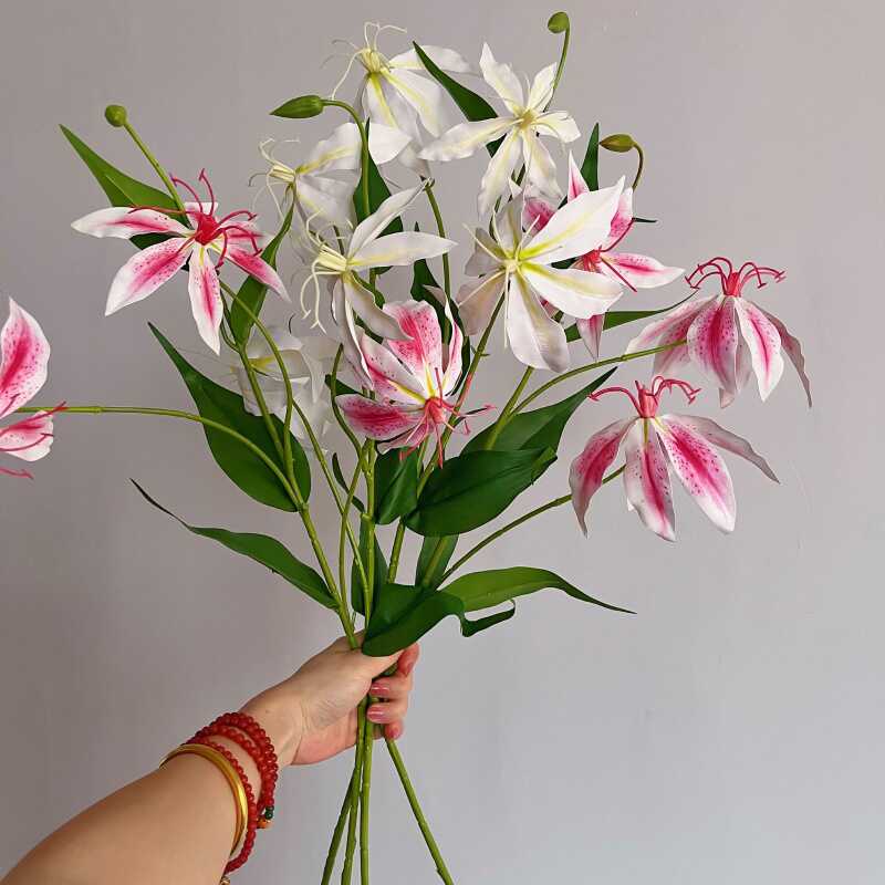 假花婚庆造景摄影道具火焰百合图片