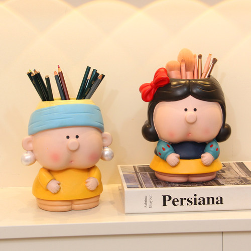 艺术家办公室桌面装饰