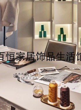 服装设计主题橙色棕色金色书房