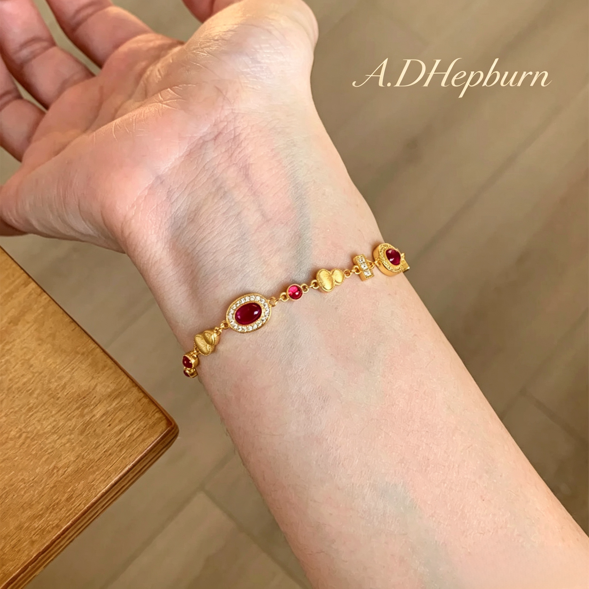 A.DHepburn葫芦镶钻手链七夕轻奢