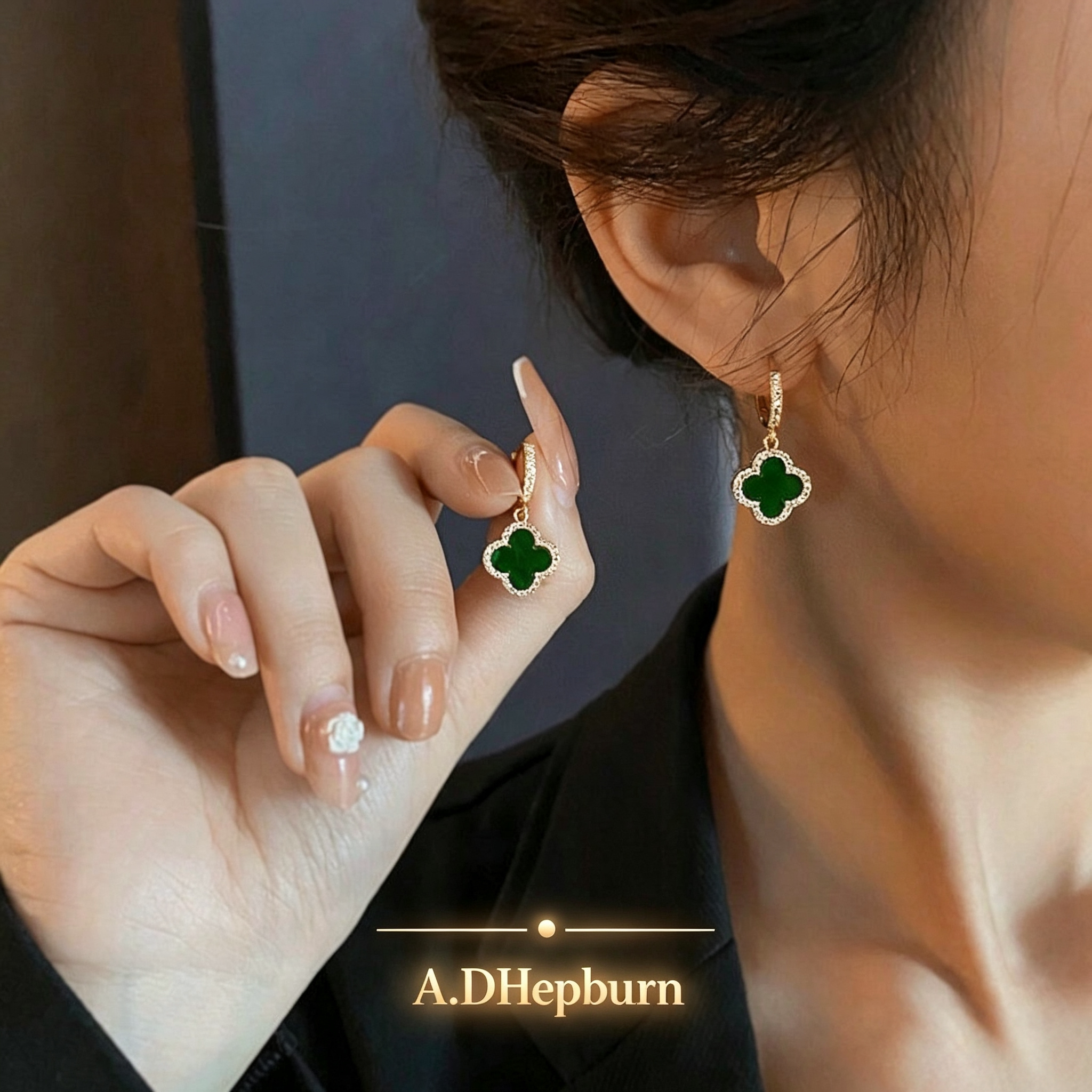 A.DHepburn四叶草镶钻耳钉轻奢女