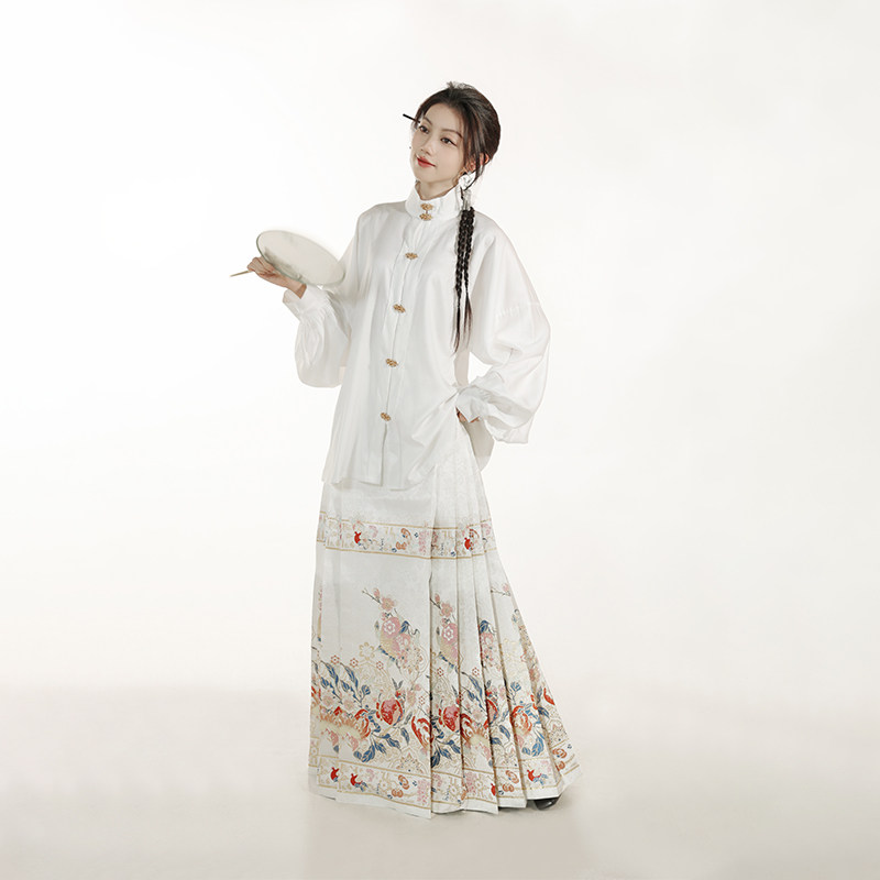 星河汉歌白色马面裙国风新中式女
