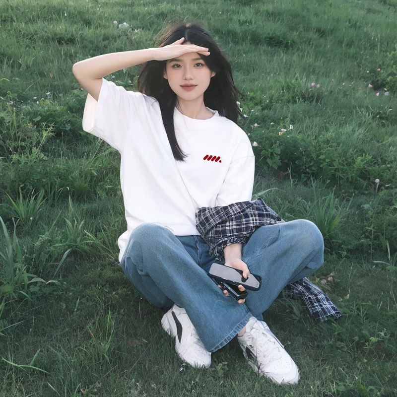 2026夏季新款韩系白色印花T恤女正肩宽松今年流行爆款短袖上衣潮