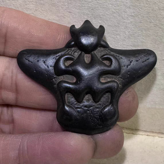 仿古西藏手工天铁大鹏鸟吊坠藏式陨铁陨石托甲包挂佛珠DIY配件图片