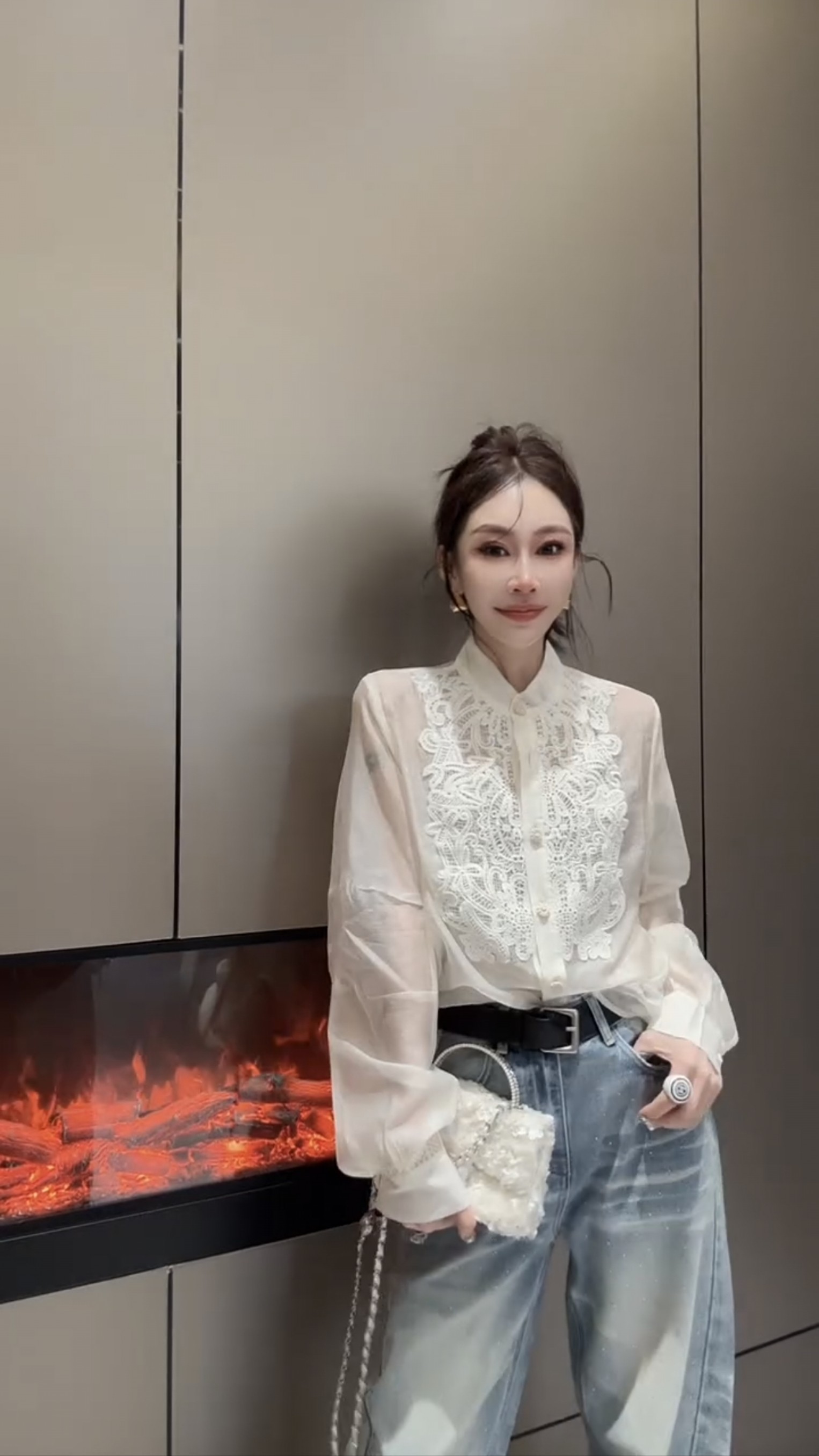 法式立领蕾丝花边拼接立领长袖衬衫女2026春季优雅气质宽松上衣潮