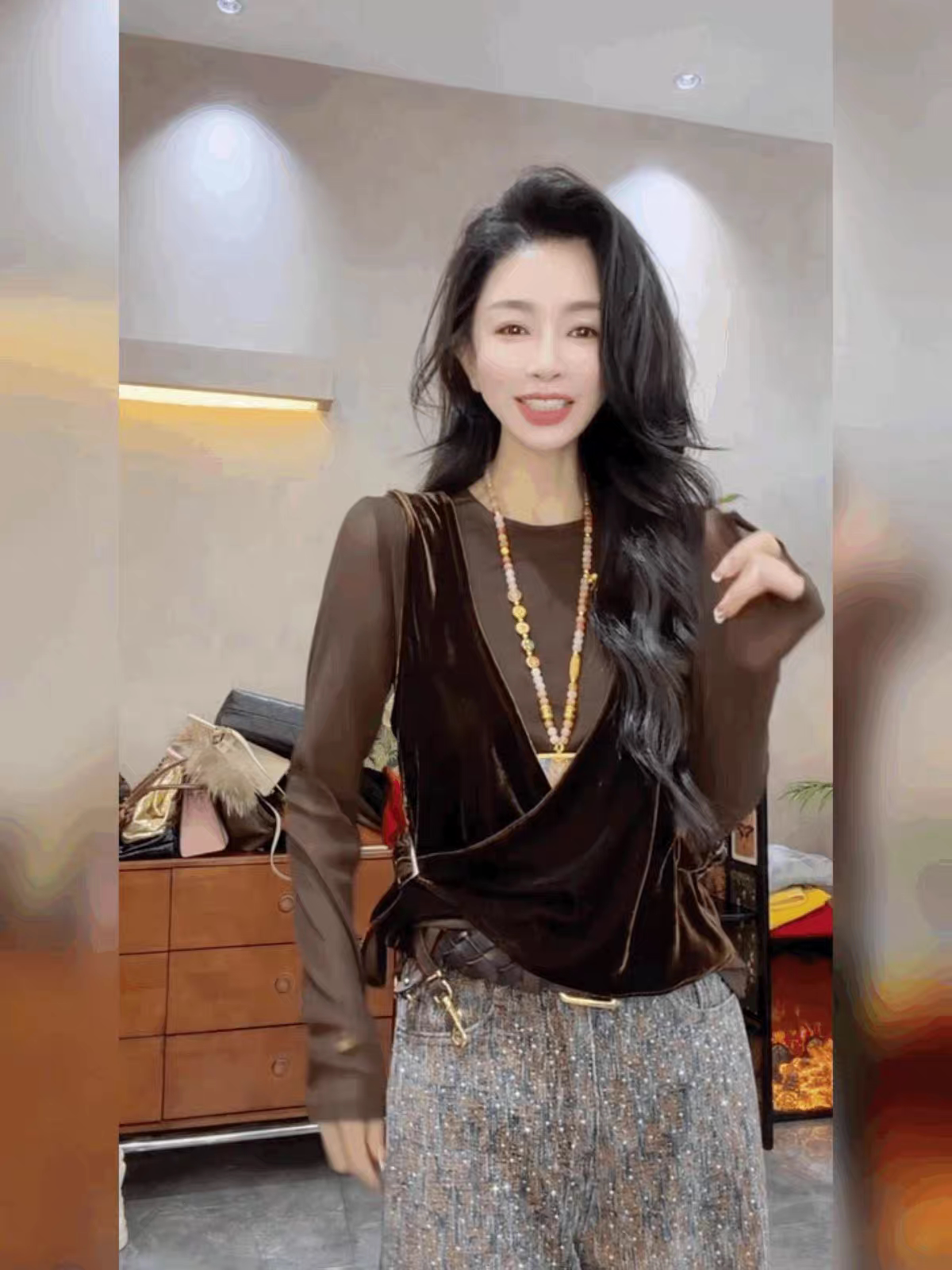 欧货网纱拼接丝绒假两件长袖T恤女修身设计感时髦打底衫圆领上衣
