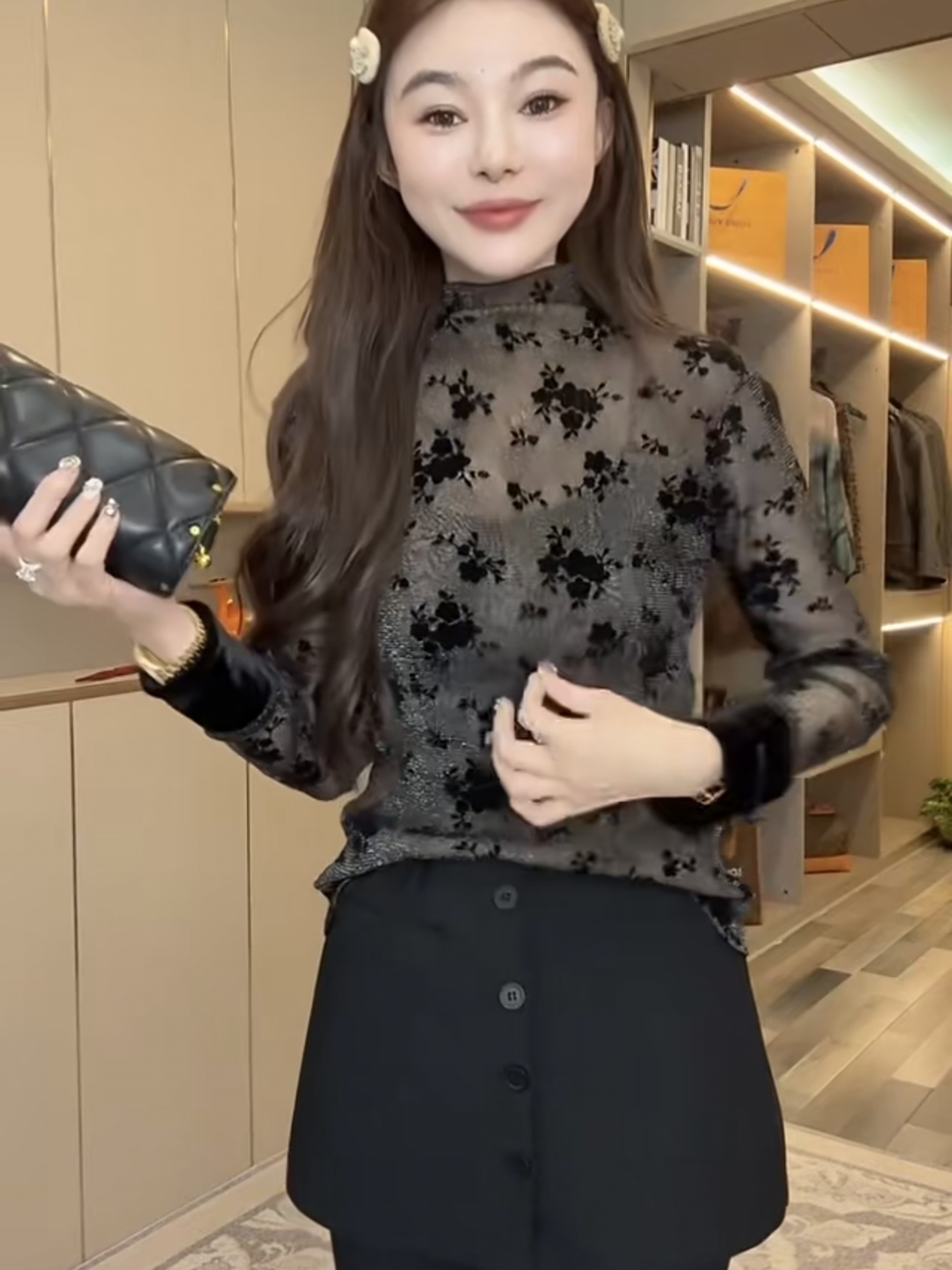 欧货设计亮丝微透植绒提花T恤女秋季新款洋气丝绒袖口网纱打底衫