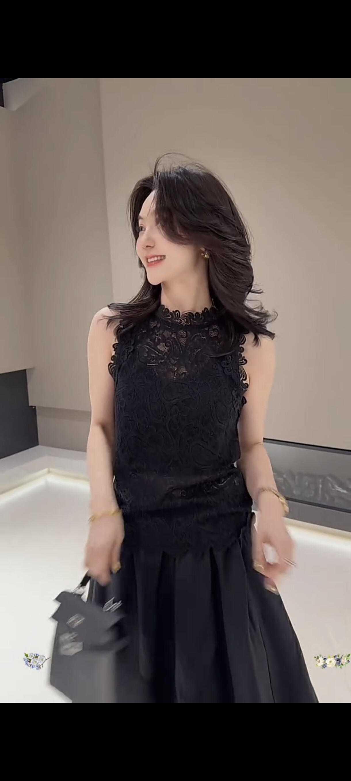 韩系女人味性感蕾丝衫女2026春夏新款高级感水溶钩花背心洋气上衣