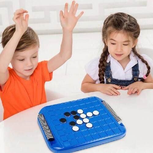 Othello Board Game Educational Toys Black And White