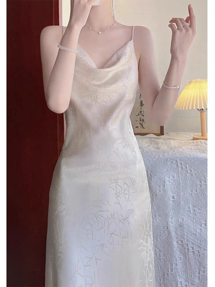Meliss Lazy夏季新品法式精致设计高级感御姐风气质绝美连衣裙子