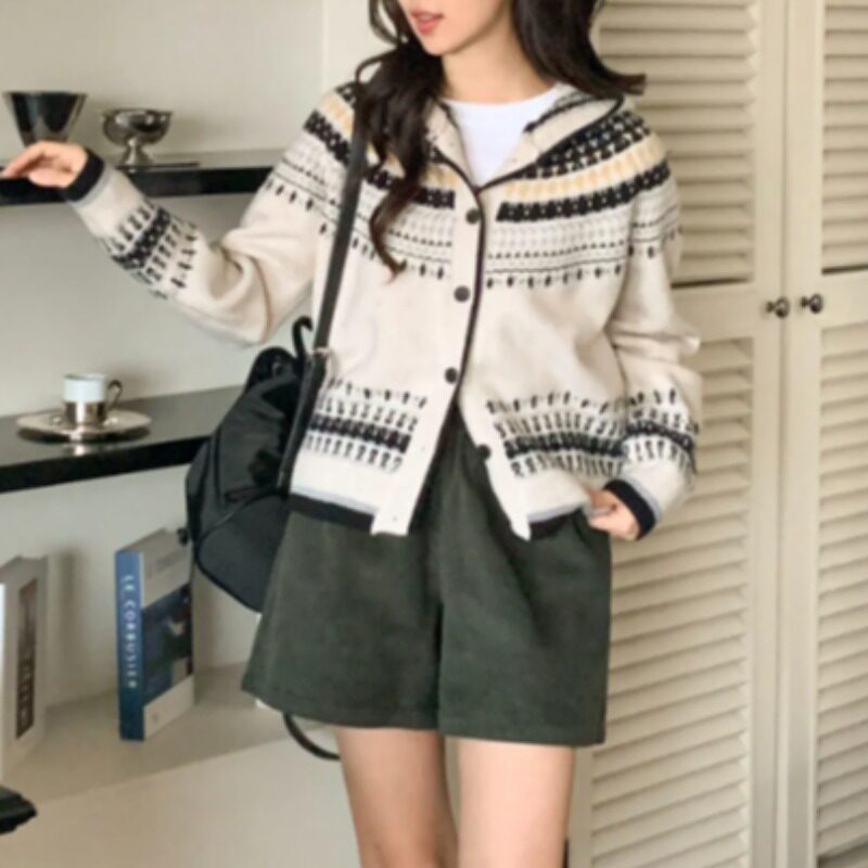 韩国chic秋冬新款宽松单排扣设计高级感复古提花连帽毛衣外套女