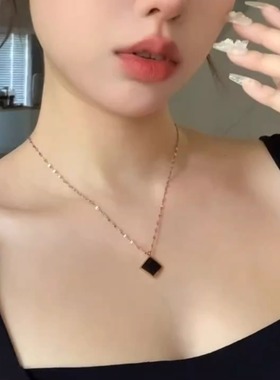 项链女链不褪色钛钢黑色菱形吊坠