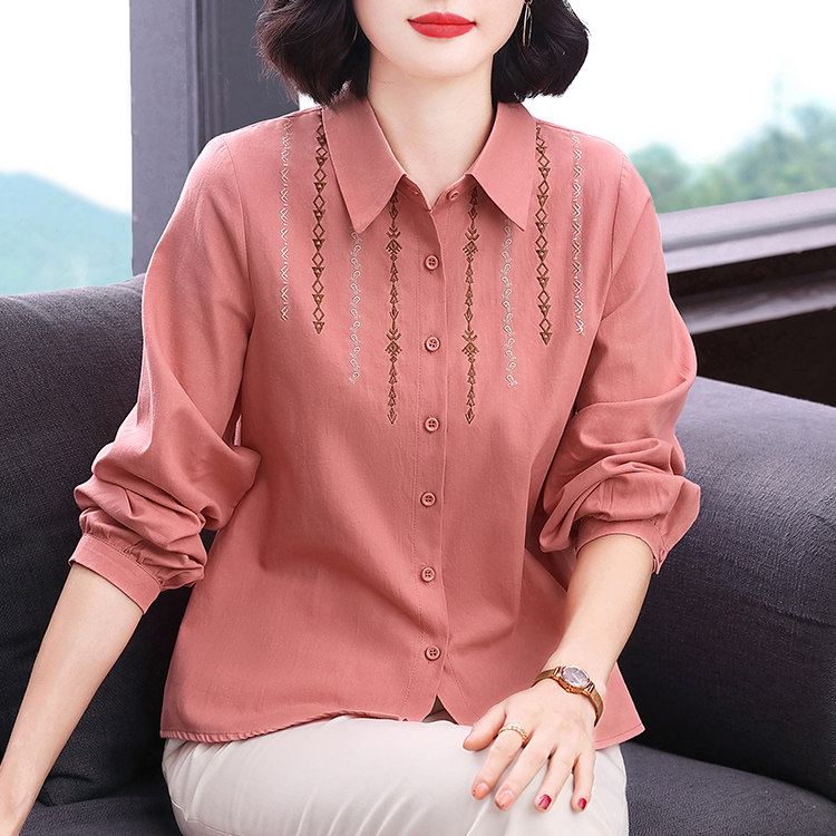 精品刺绣长袖衬衫女翻领宽松洋气上衣中年妈妈秋装新款大码衬衣