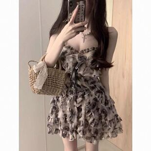 性感小个子雪纺设计风水短裙女夏碎花小众a墨温柔吊带连衣裙字…