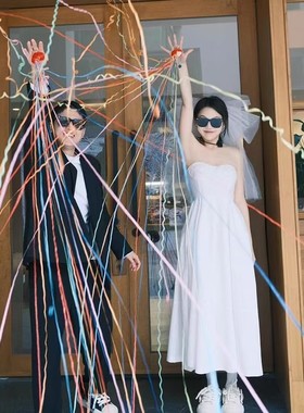 手抛彩带免打扫婚礼生日派对舞台氛围拍照道具结婚礼花枪礼炮喷筒