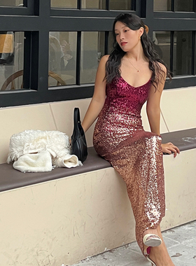 ooh itch痒痒「独家定制」渐变亮片连衣裙性感露背红色吊带珠片裙
