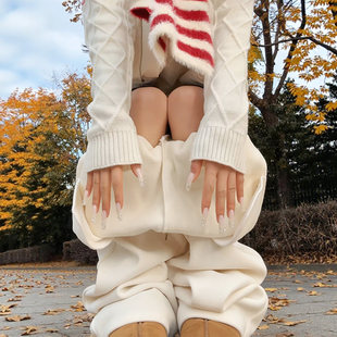 羊羔绒裤子女2026新款秋冬加厚白色棉裤灯芯绒休闲直筒加绒阔腿裤