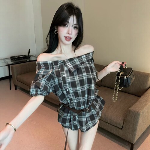 韩版时尚百搭气质复古格子斜肩小众短袖衬衫夏季新款带腰带上衣女
