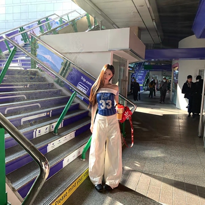 美式辣妹一字肩短袖T恤女夏季球衣风高级感性感纯欲修身短款上衣