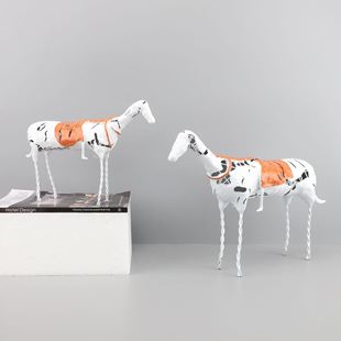 新款 飾品家居玄關櫃工 現代簡約創意金屬動物馬雕塑擺件樣板房軟裝