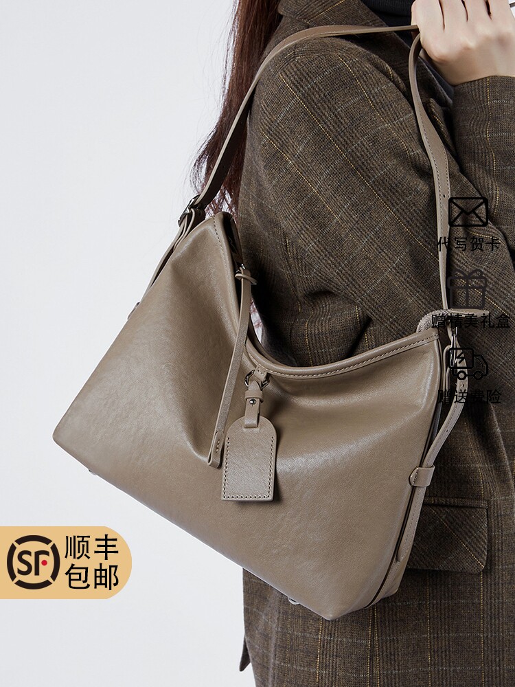 CNC包包女2025新款真皮大容量女士单肩斜挎包通勤腋下包送老婆